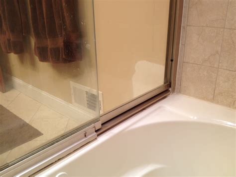 How to Stop Sliding Shower Door From Leaking